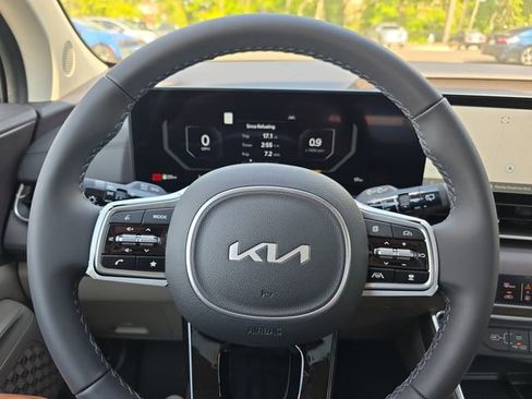 New 2026 Kia Carnival SX FWD image 10