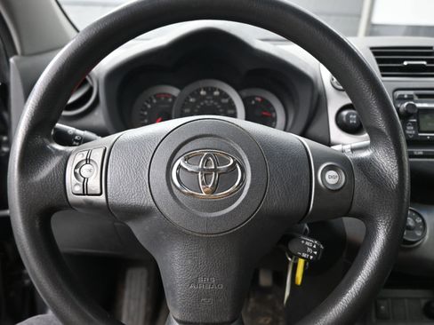 Used 2012 Toyota RAV4 Sport image 10