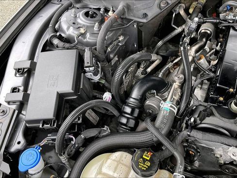 Certified 2022 Ford Mustang Coupe image 27