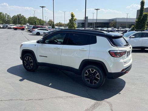 Used 2019 Jeep Compass Trailhawk AWD/4WD image 11