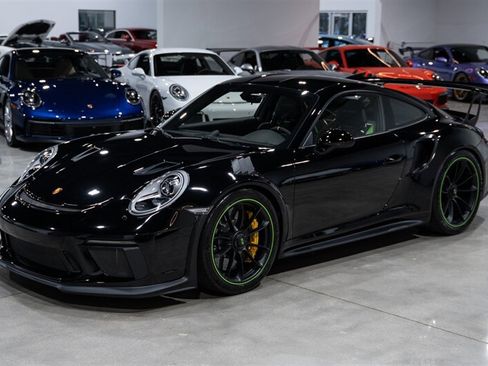 Used 2019 Porsche 911 GT3 RS RWD image 2