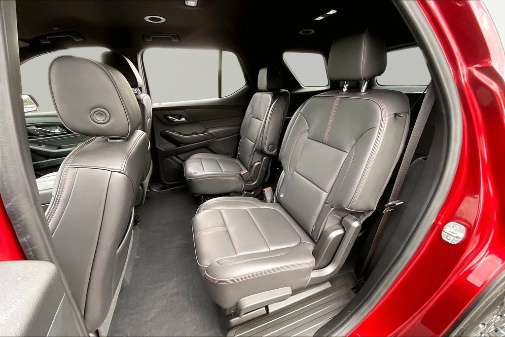 Used 2024 Chevrolet Traverse RS w/ LPO, Floor Liner Package AWD/4WD image 25