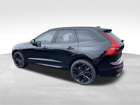 Used 2024 Volvo XC60 B5 Ultimate w/ Protection Package Premier AWD/4WD image 6