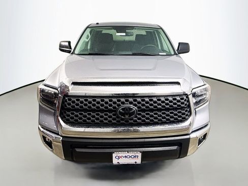 Used 2018 Toyota Tundra SR5 w/ TRD Off Road Package AWD/4WD image 2