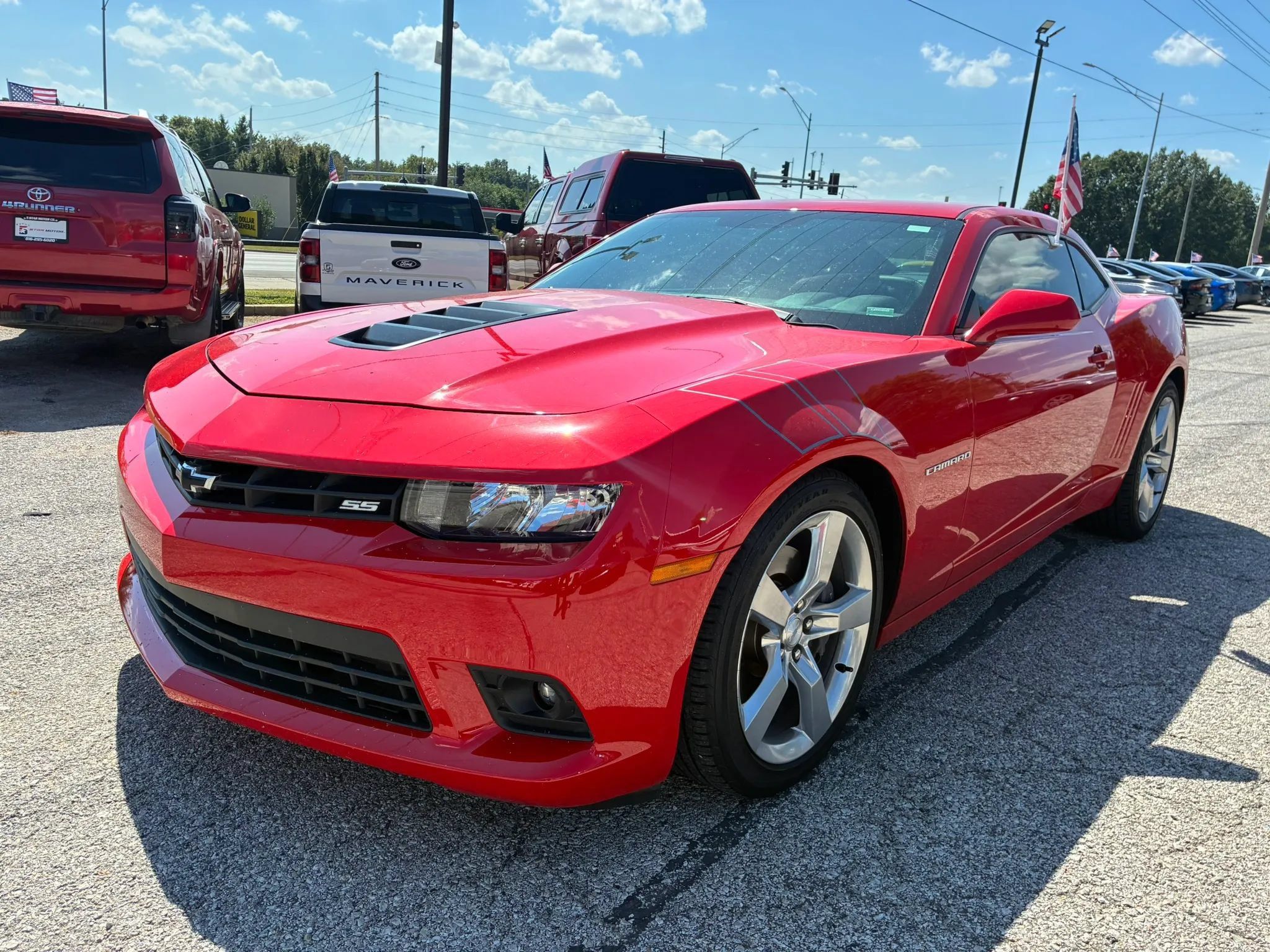 Used 2015 Chevrolet Camaro SS w/ LPO, Red Appearance Package RWD image 2