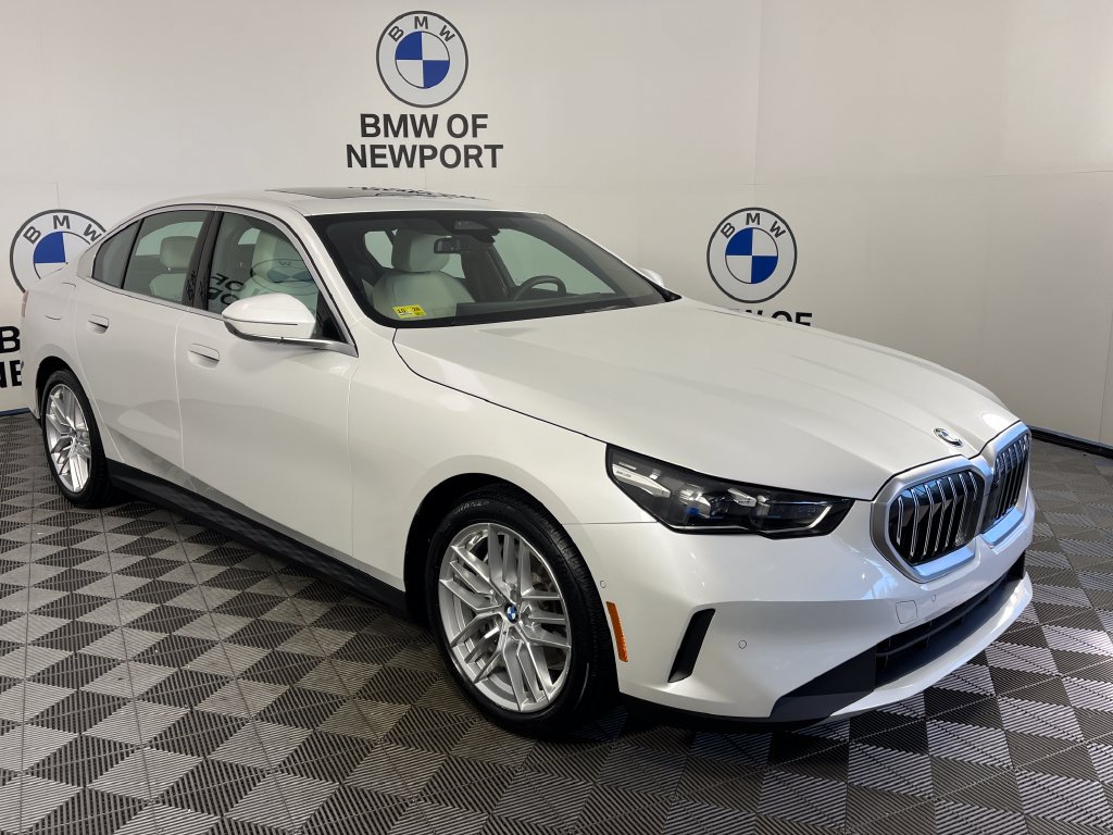 Certified 2024 BMW 540i xDrive w/ Premium Package AWD/4WD image 1