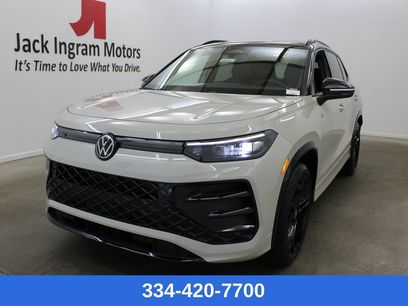 New 2026 Volkswagen Tiguan SE R-Line