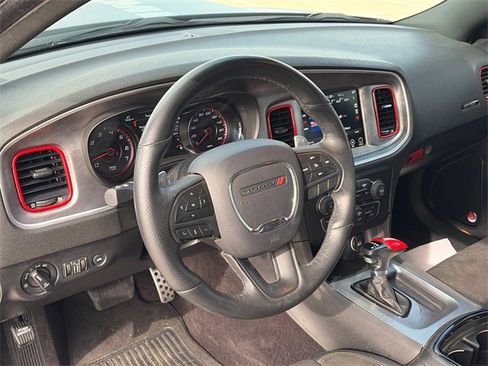 Used 2017 Dodge Charger R/T image 16