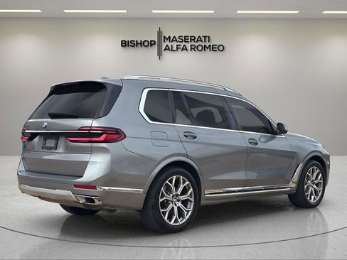 Used 2024 BMW X7 xDrive40i AWD/4WD image 3