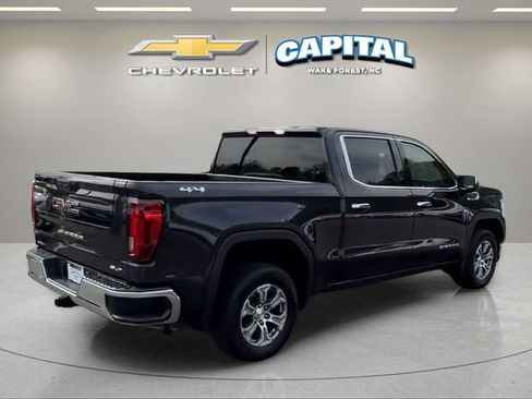 Used 2025 GMC Sierra 1500 SLT AWD/4WD image 5