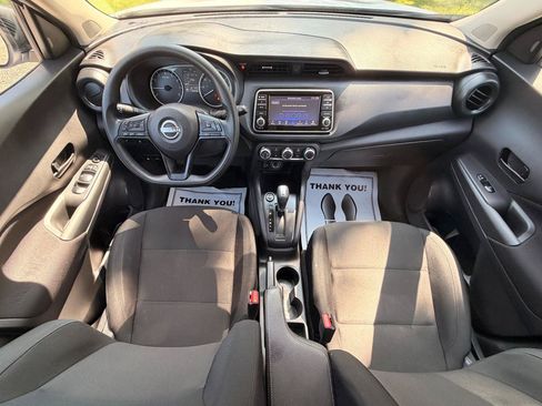 Used 2024 Nissan Kicks S FWD image 9