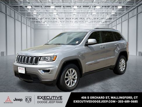 Used 2021 Jeep Grand Cherokee Laredo AWD/4WD image 1