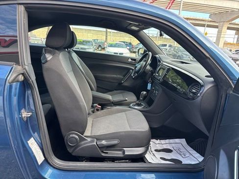 Used 2018 Volkswagen Beetle 2.0T S FWD image 41