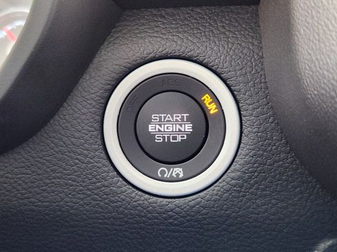 Used 2019 RAM 1500 Big Horn image 26