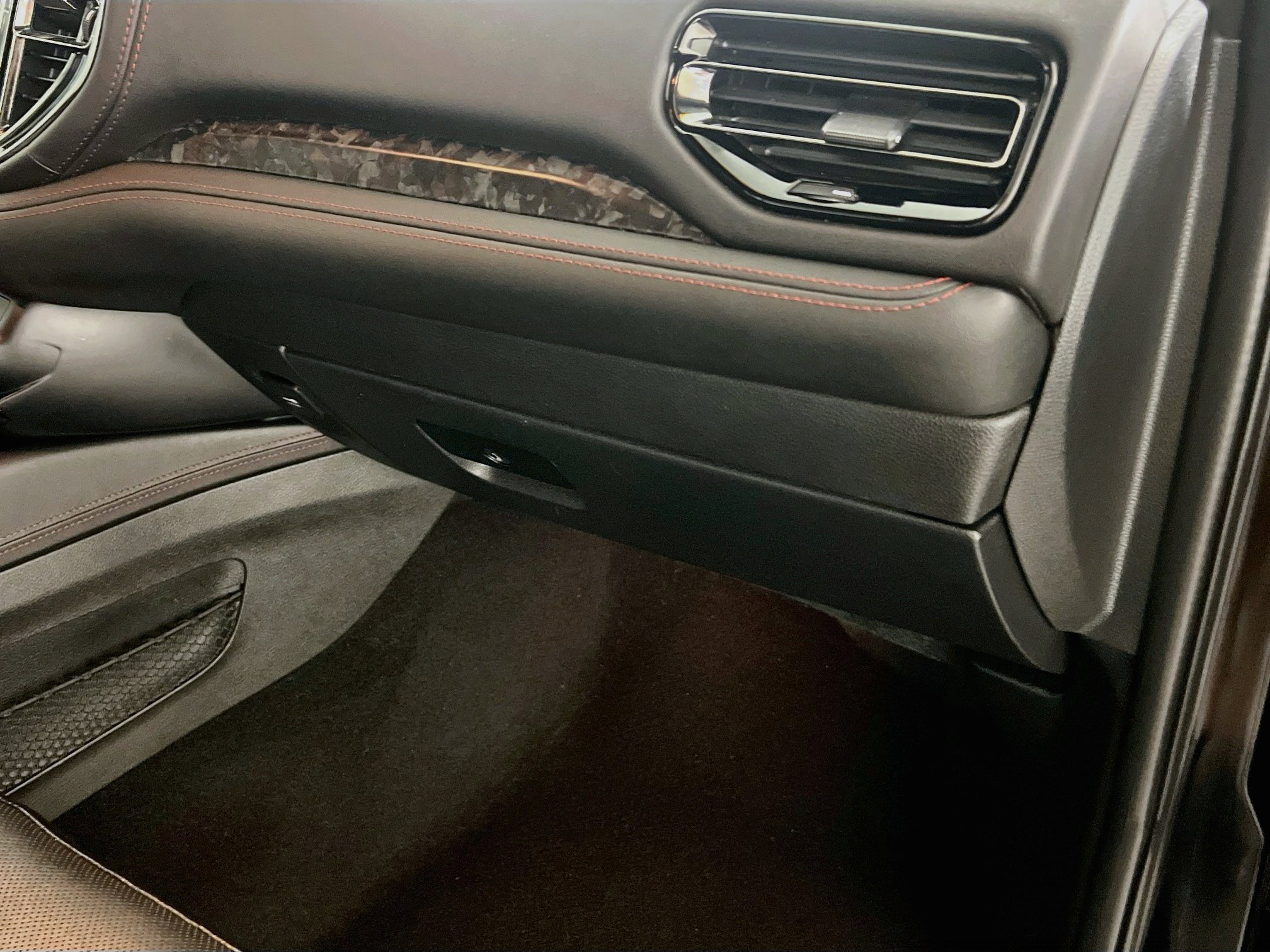 Used 2023 Dodge Durango R/T RWD image 34