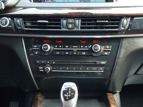 Used 2016 BMW X5 xDrive50i AWD/4WD image 13