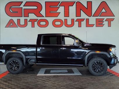 Used 2022 GMC Sierra 2500 Denali w/ Denali Black Diamond Edition