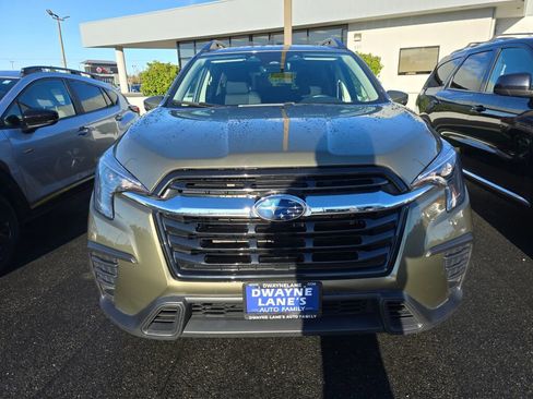Used 2023 Subaru Ascent Premium w/ Convenience Package image 2