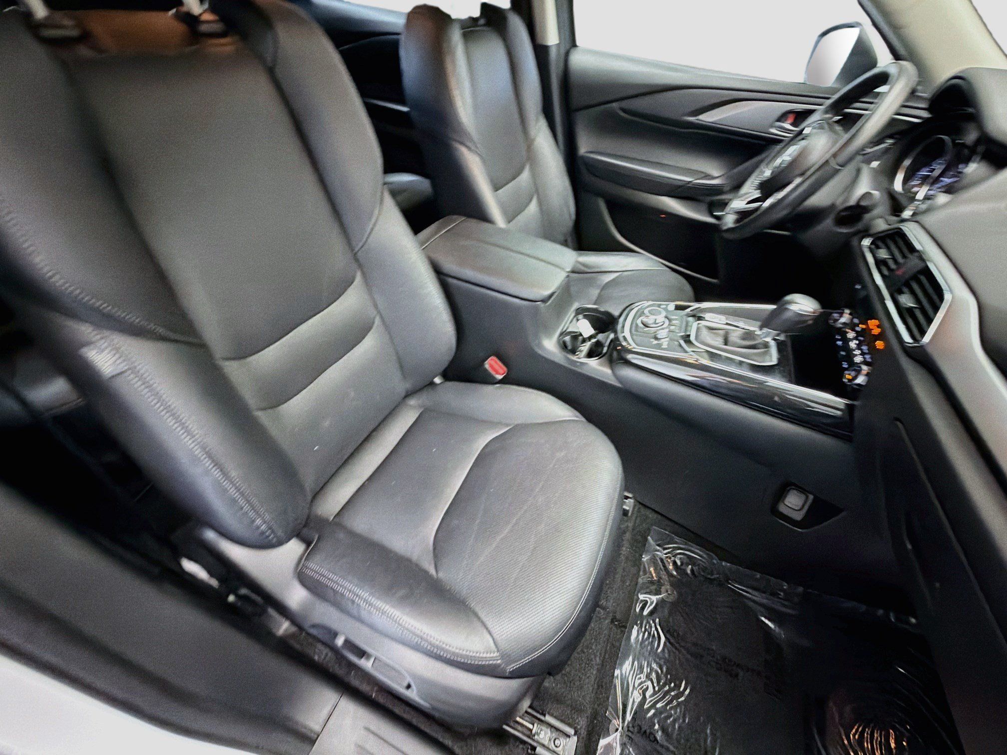Used 2018 MAZDA CX-9 Touring FWD image 15