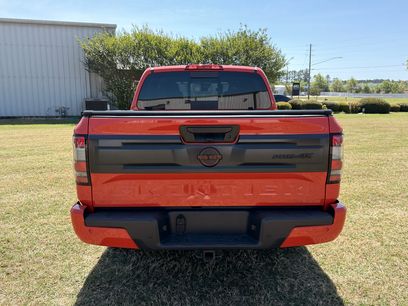 Used 2025 Nissan Frontier PRO-4X w/ Pro Convenience Package