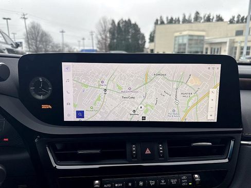 Used 2024 Lexus ES 300h w/ Premium Package image 16