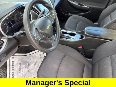 Used 2024 Chevrolet Malibu LT image 10