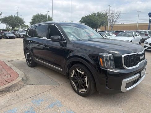 Certified 2024 Kia Telluride EX FWD image 3