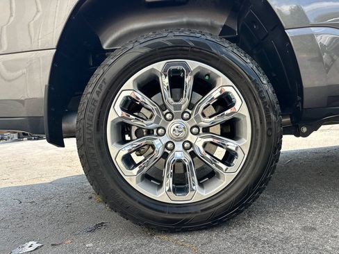 Used 2023 RAM 1500 Laramie AWD/4WD image 18