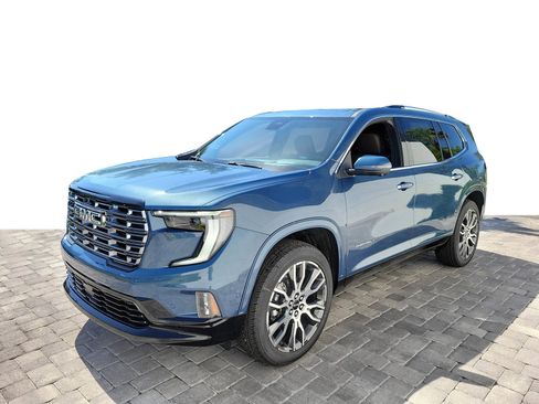 New 2026 GMC Acadia Denali Ultimate FWD image 3