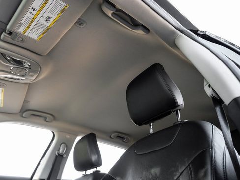 Used 2022 Jeep Compass Limited w/ Elite Group image 44