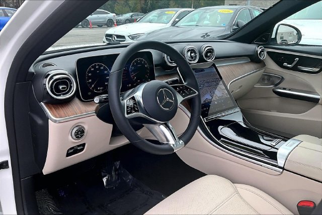 Used 2026 Mercedes-Benz C 300 4MATIC Sedan image 14