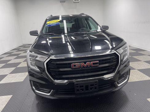 Used 2022 GMC Terrain SLE image 7