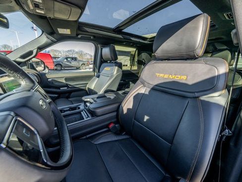 New 2025 Ford Expedition Tremor image 33