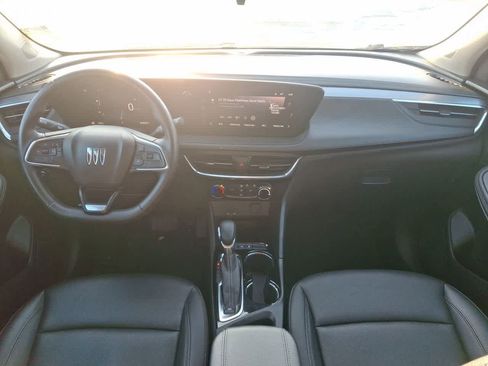 Used 2024 Buick Encore GX Sport Touring image 10