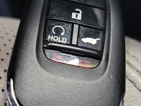 Used 2024 Honda HR-V EX-L image 32
