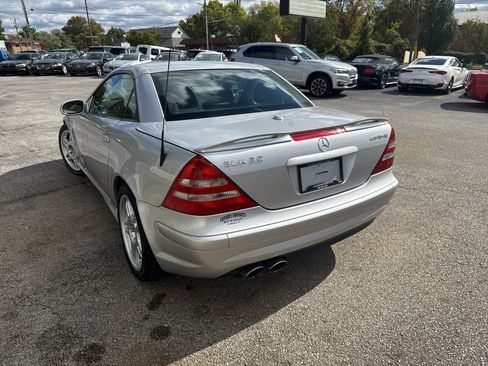 Used 2004 Mercedes-Benz SLK 32 AMG w/ Lighting Pkg image 8