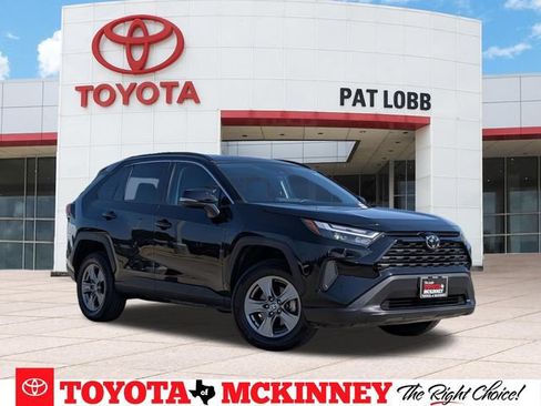Used 2024 Toyota RAV4 XLE AWD/4WD image 1