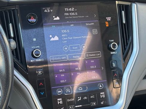 Used 2021 Subaru Legacy Premium image 28