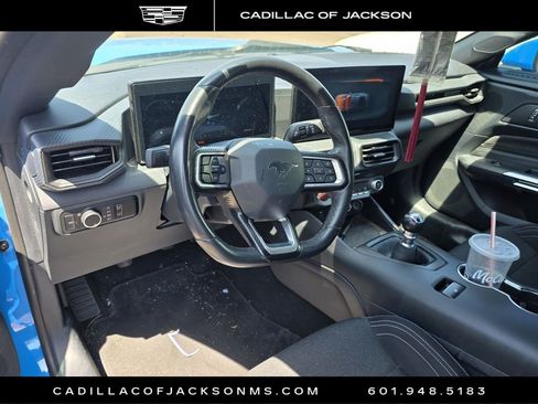 Used 2024 Ford Mustang GT RWD image 4
