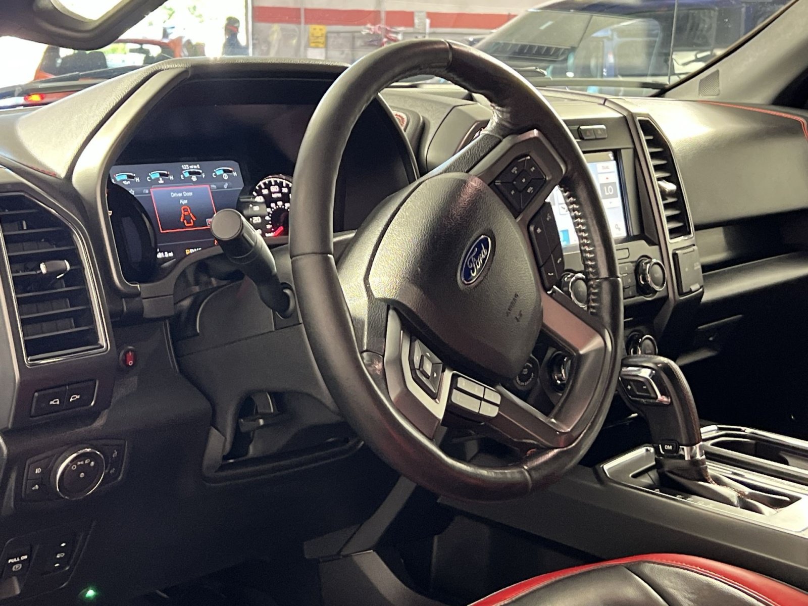Used 2018 Ford F150 Lariat AWD/4WD image 16