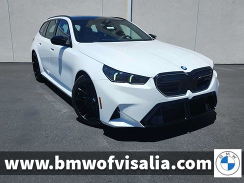 New 2027 BMW M5 Touring AWD/4WD image 1