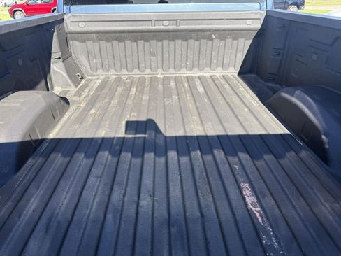 Used 2024 Chevrolet Silverado 2500 Custom w/ Custom Convenience Package AWD/4WD image 4