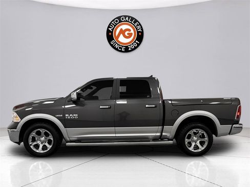 Used 2018 RAM 1500 Laramie w/ Convenience Group image 4