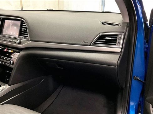 Used 2017 Hyundai Elantra Limited w/ Limited Tech Package 04 image 15