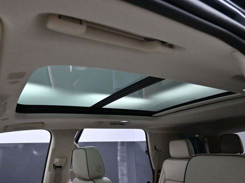 Used 2022 GMC Yukon Denali image 33