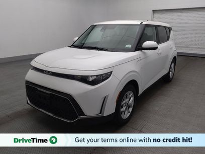 Used 2025 Kia Soul LX w/ LX Technology Package