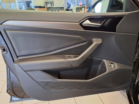 Used 2021 Volkswagen Jetta SEL Premium image 20