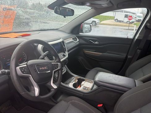 Used 2021 GMC Acadia SLE w/ Driver Convenience Package image 8