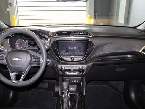 Used 2023 Chevrolet TrailBlazer ACTIV w/ Convenience Package image 24