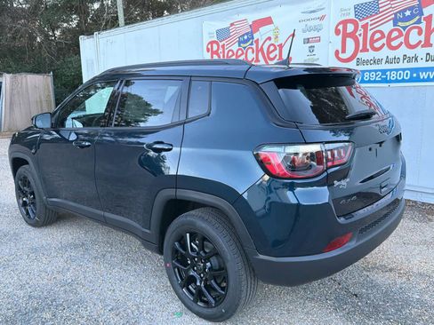 New 2026 Jeep Compass Latitude image 8